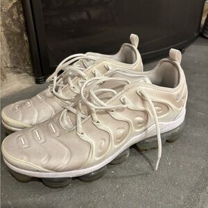 Nike Air Vapormax plus